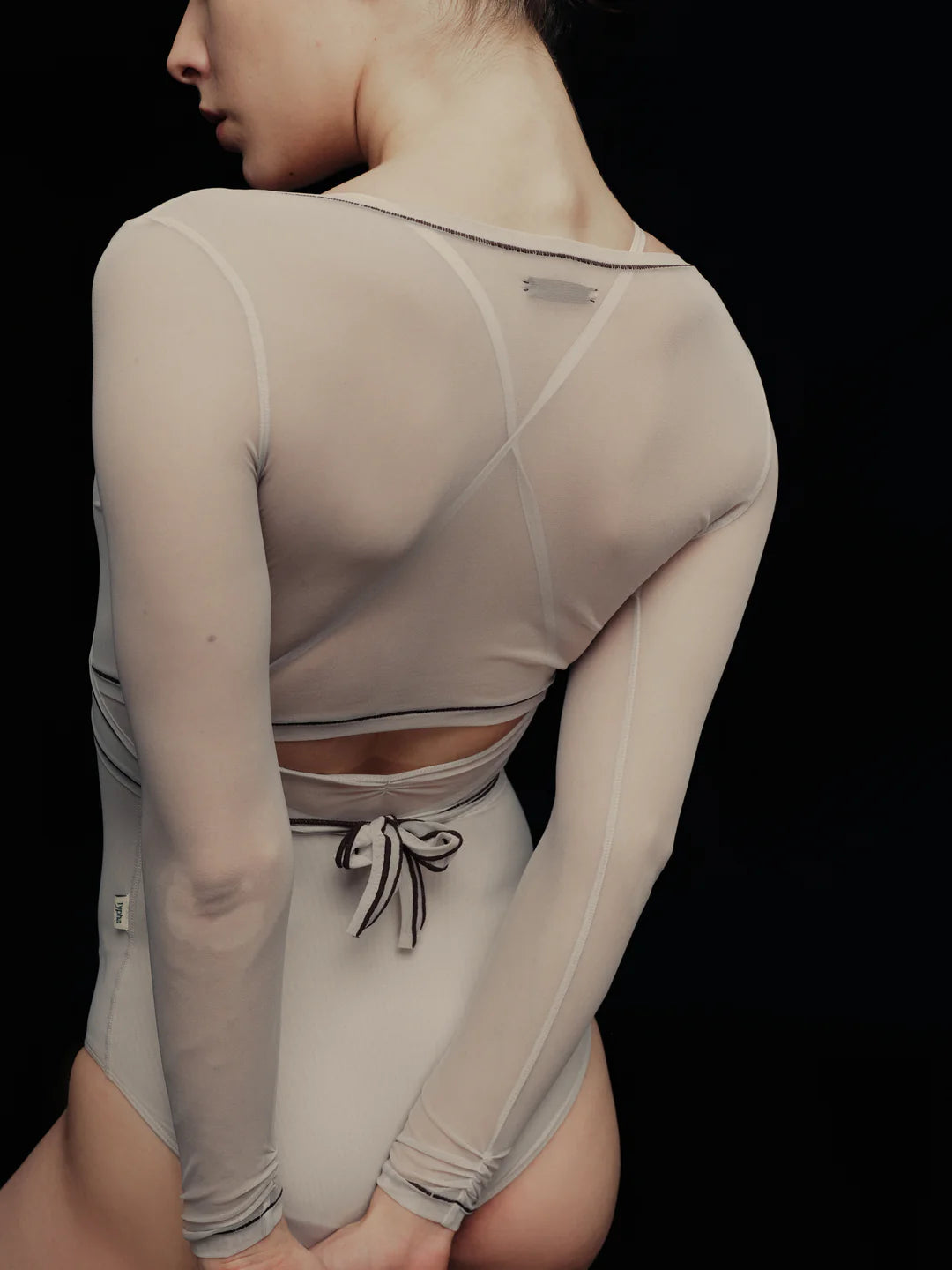 Top de Danza | Blusa de Tul con Botones de Dos Tonos Typha