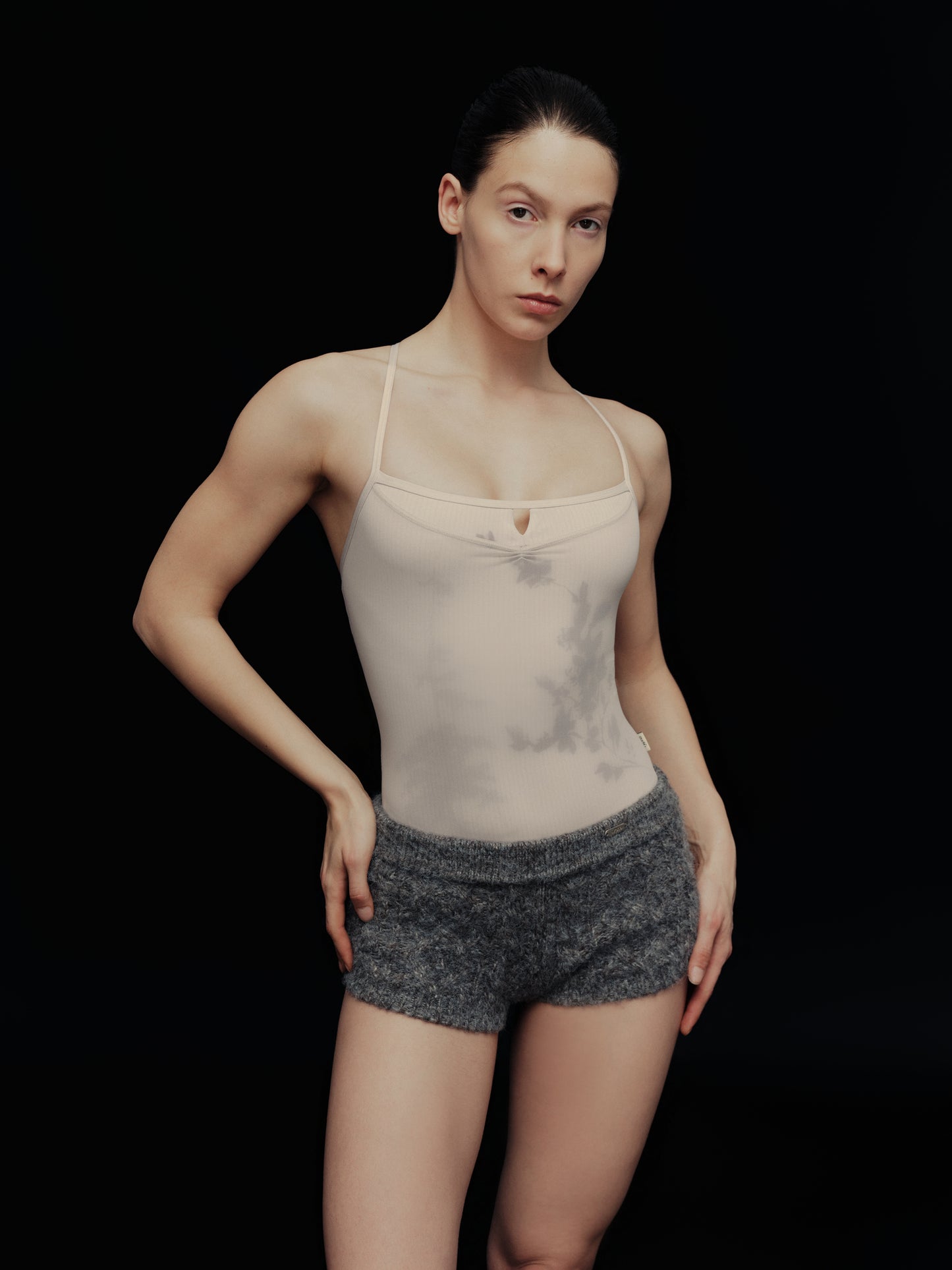 Leotardo Tree Shadow Print Typha