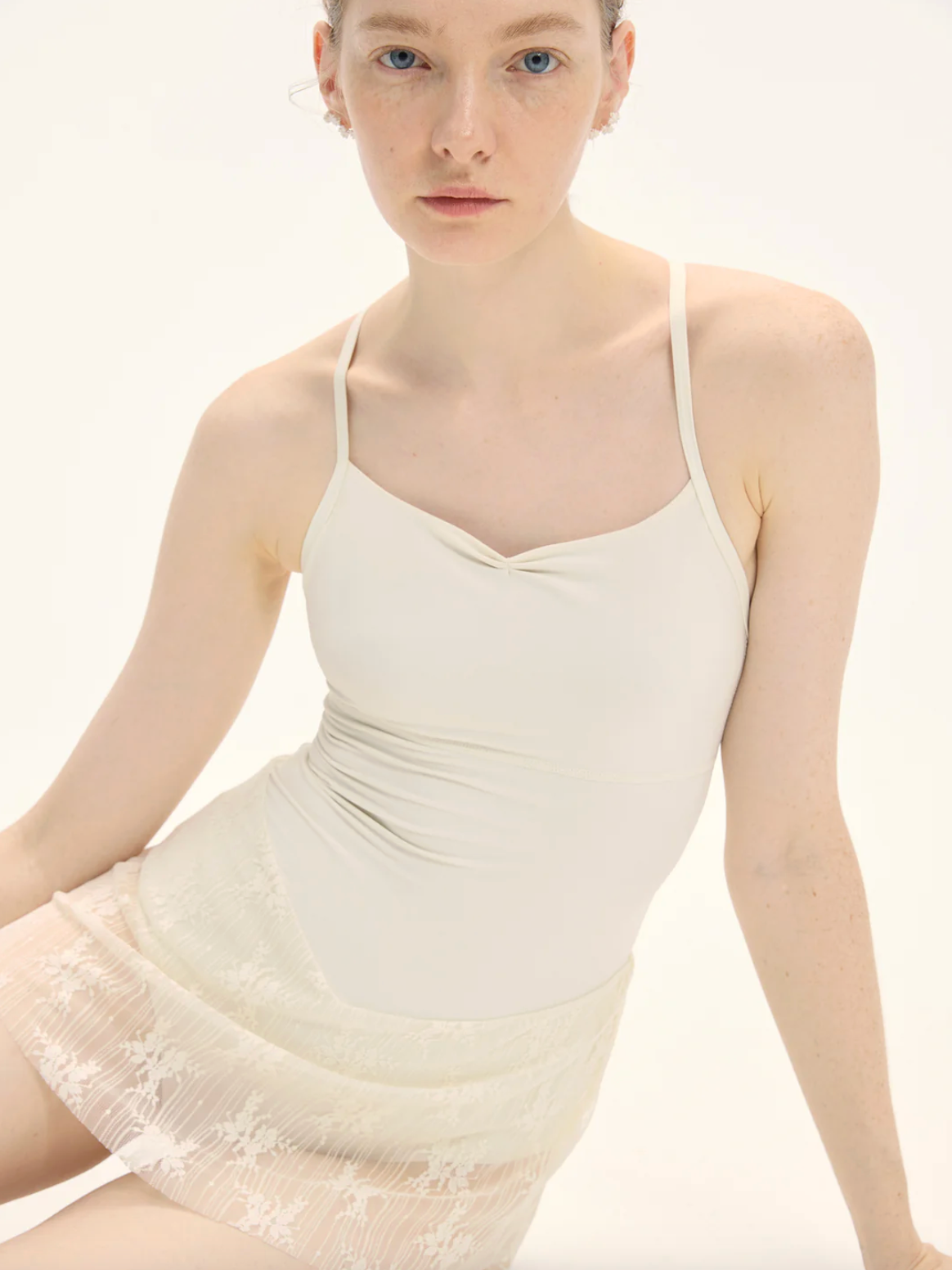 Leotardo Lace V-Waist Skirted Typha