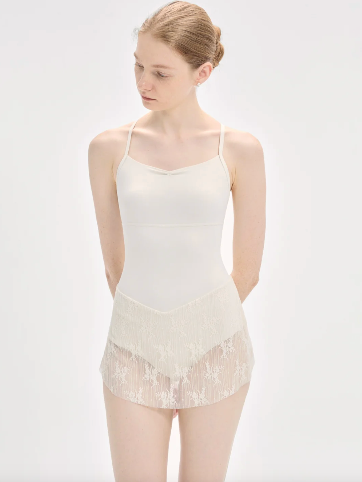 Leotardo Lace V-Waist Skirted Typha
