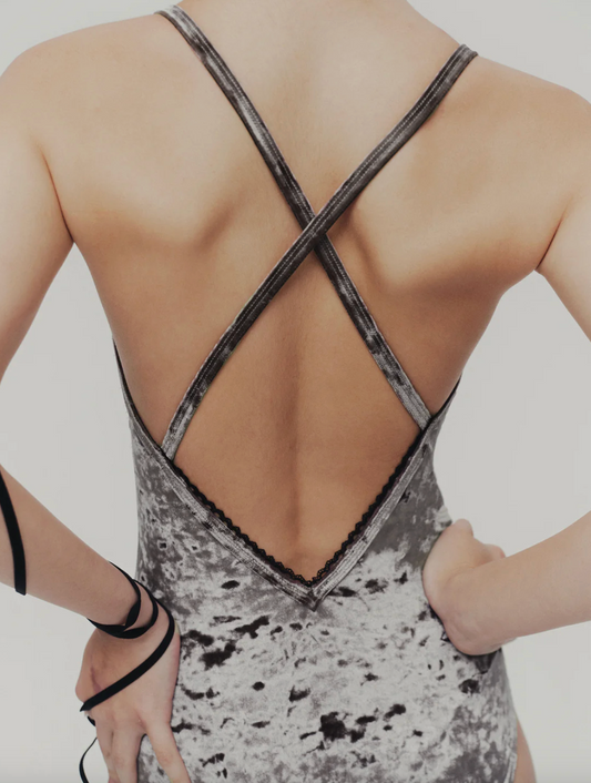 Leotardo Strappy Velvet Typha