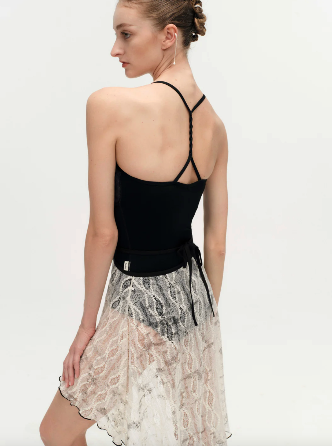 Leotardo Velvet Bamboo Shadow with Twist Knot Back Typha